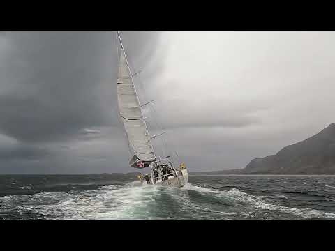 Qilak - 20 meter expedition sailboat - sailing in storm