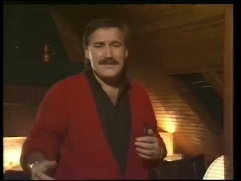 MIŠO KOVAČ - MALO MI JE JEDAN ŽIVOT S TOBOM (OFFICIAL VIDEO 1987)