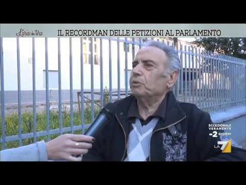 Il recordman delle petizioni in parlamento