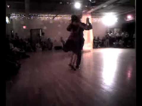 Argentine tango: Pedro "Tete" Rusconi & Mariana Fresno - Claro de Luna