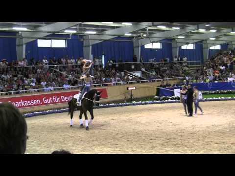 RUHRPIC. CHIO AACHEN 2011 DEUTSCHLAND II 2 INGELSBERG VOLTIGIEREN NATIONENPREIS SONNTAG 10.07. KÜR