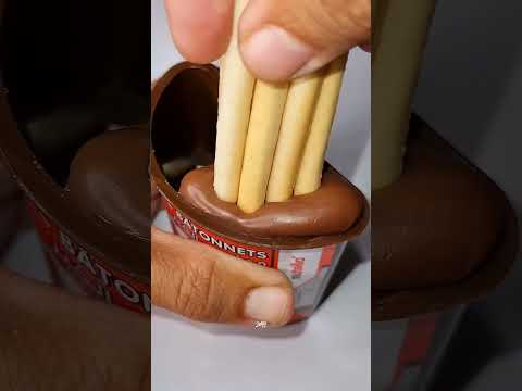 #chocolate #satisfying #icecream #nutella #snacks #notalking #asmreating #mukbang #yummy #dessert