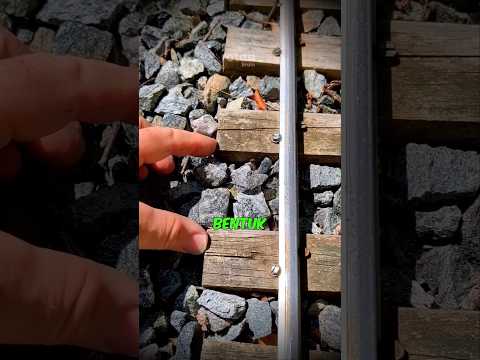 Kenapa Rel Kereta Pakai Batu Kerikil?