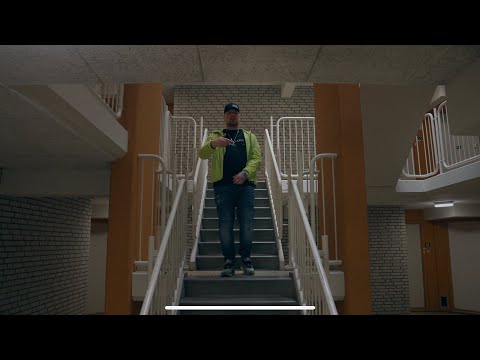 Keesje - Pijn (prod. Tyn)