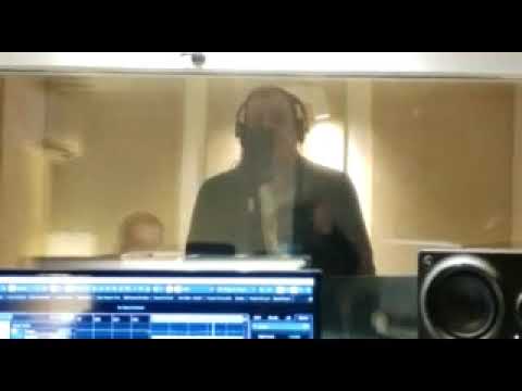 אבי טויטו -מחרוזת עפרה חזה "בוא ונגן אותי" | AVI TWITO-Medely Ofra Haza Come and play on me