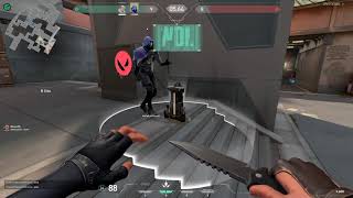 VALORANT: 2v5 retake win with great arrow