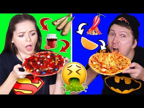 Смешала ШПРОТЫ с ВАРЕНЬЕМ! Самая ужасная пицца в мире! ПИЦЦА ЧЕЛЛЕНДЖ 🐞 Эльфинка