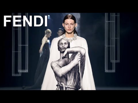 FENDI Couture Spring-Summer 2022 Fashion Show