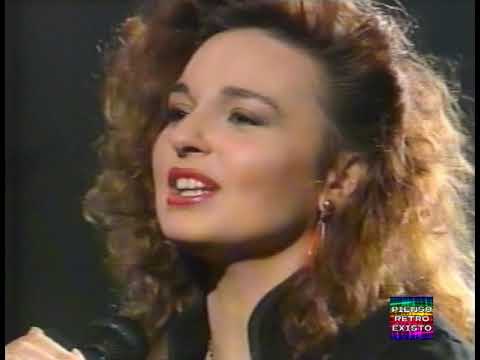 CHICASSS Noches de Acapulco (TV Show)