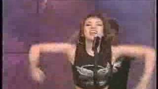 tumba la casa - Al Fin de Semana 2000 - thalía