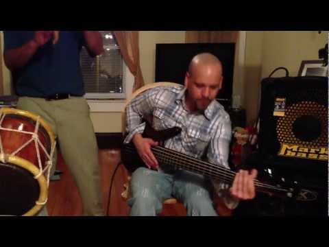 A güiro, tambora y slap bass by Jose Castillo Latin Warwick