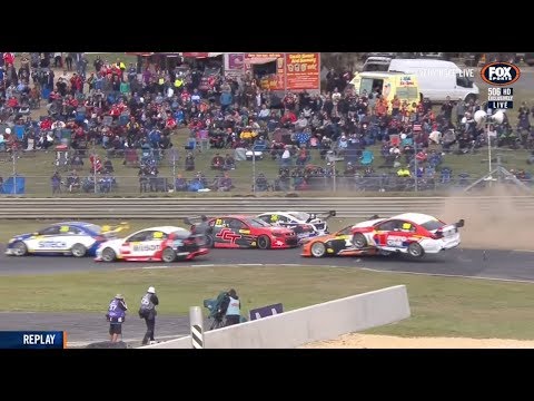 Race 3 Start Pile Up | Super2 - Tasmania 2018