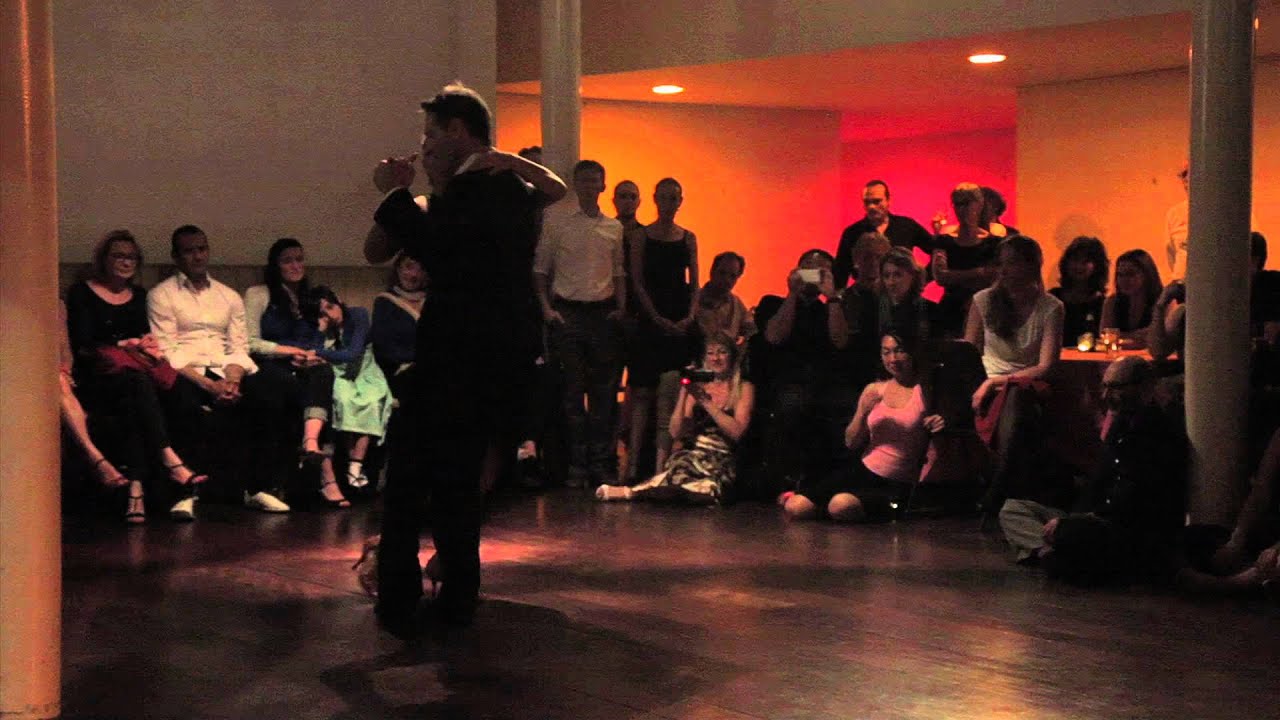 Samantha Dispari & Santiago Fina at Santa Milonguita part 3