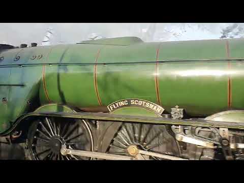 60103 flying scotsman passing Kings Sutton 13/03/22