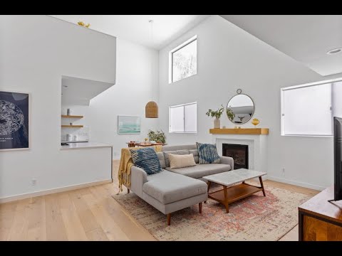 Contemporary Architectural Condo in Studio City | 13030 Valleyheart Dr #304, Studio City CA