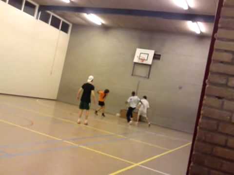 C.V.V ZWERVERS A1 (Kevin in de zaal)