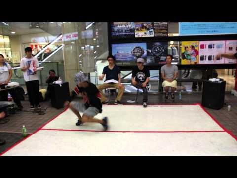 2014.08.17 第二日曜はダンスの日1on1 決勝 Brian vs zussy