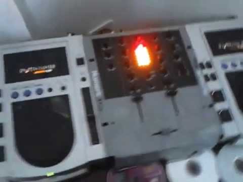 Funky Green Dogs X Lili Woody- Fire Up ( Rmx)