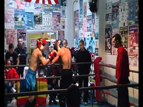 DEPORTIVO SHAOLIN INTERCLUB 5/03/2011 RUBEN ORTIZ   VS  IVAN PALOMARES  1º ASALTO