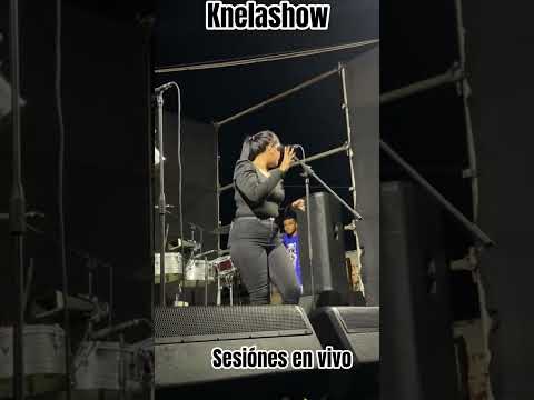 knelashow en Achaguas Edo Apure a casa Llena 👉🎹🎤