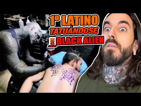 THE BLACK ALIEN se hace TATUADOR sin 2 DEDOS 😮