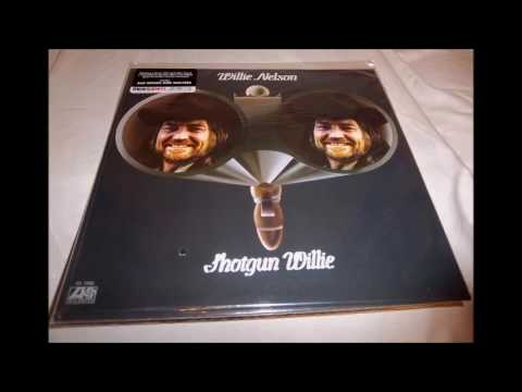 09. Bubbles in My Beer - Willie Nelson - Shotgun Willie