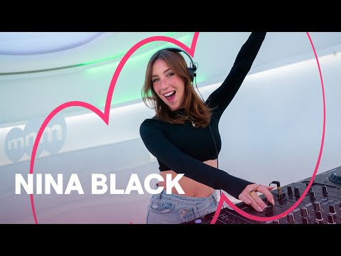 MNM Party: Nina Black