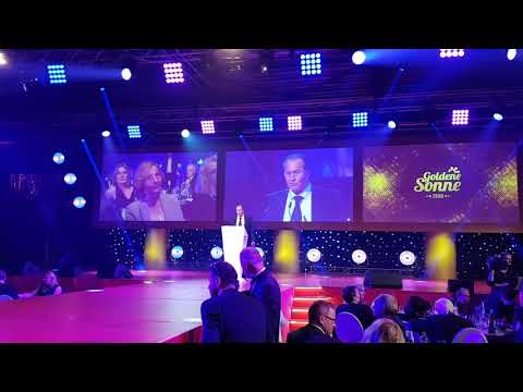 Eine bewegende Laudatio von Hub Stevens für Rudi Assauer