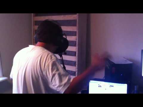 Daniel Kandi in the studio again - singing vocaltrack!