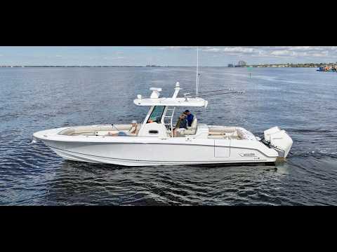 2021 Boston Whaler 330 Outrage Mary Kate Video
