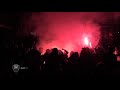 Een heerlijk onthaal bij het stadion na behalen periodetitel.