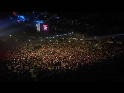 Crvena Jabuka - mix pjesama-Arena-Zagreb..........14.o2.2o23 g-Lesto