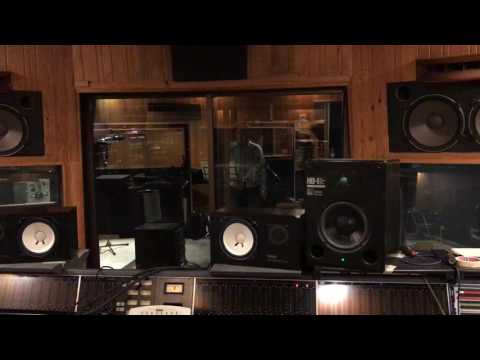 ESSS - FUSEE - TRE HARDSON  aka SLIMKID3