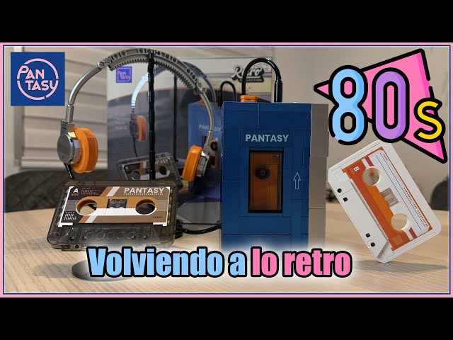 Vídeo relacionado con MERCHANDMANIA Pañoleta triangular suave cinta casette retro vintage futurista friki gamer moda cuello fiestas