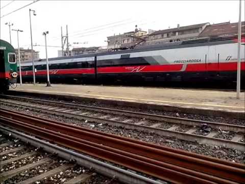 Annuncio Frecciarossa 9638 e Frecciabianca 9732 a Milano Lambrate