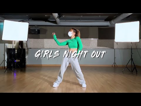 Girls Night Out - Charli Xcx