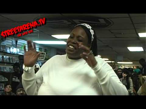 Bumble Bee vs Shiest Raw