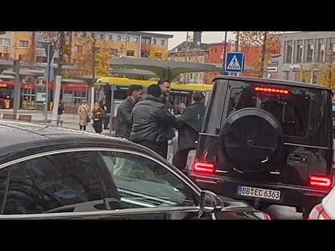 HANAU, GERMANY 🇩🇪- Peaceful Autumn walk in City .