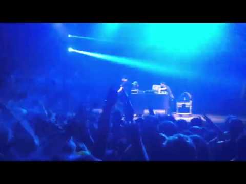 Stand High Patrol @ Dour 2013 Rub a dub style!!