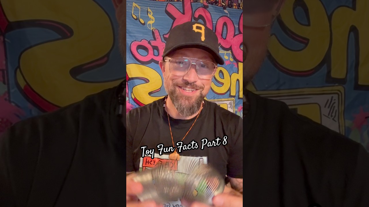 Everyone loves a Slinky! #slinky #didyouknow #funfacts #retro #toystagram