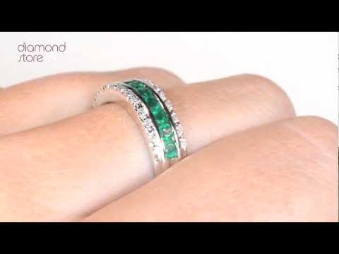E5869 - Emerald 0.56ct and Diamond 9K White Gold Ring