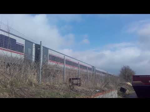 9003 DBFO and Enterprise set with IE 201 Class Loco No.233 passing Knockmore.