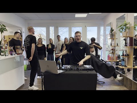 SCHLEINI - LIVESET IM FRISEURSALON