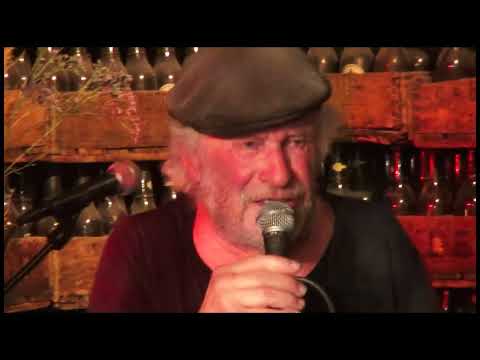 Wat Zullen We Drinken - Vuile Mong Live (& Tamara) @ Trefpunt - 30-4-2023