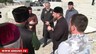 Рамзан Кадыров посетил строительные площадки города Шали 