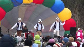 preview picture of video 'Выступление киргизской молодежи на празднование Масленицы'