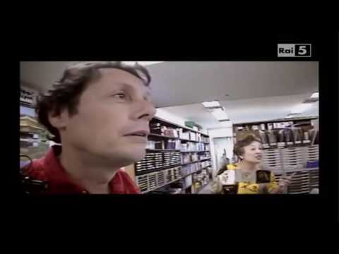 [ITALIANO] Posso venire a dormire da voi? - Giappone (Rai 5)