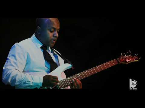 Leandro Cavalcante / Always with me, Always with you