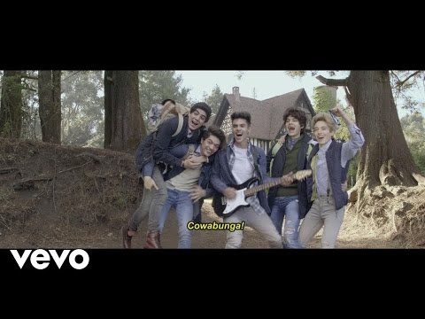 CD9 - Best Bad Move (Official Video)