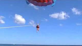 preview picture of video 'Amy Parasailing in Mauritius'